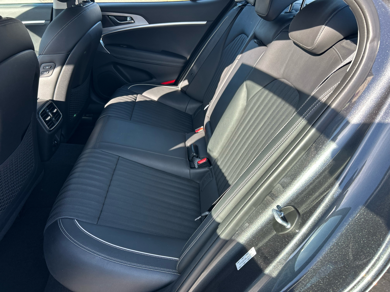 Genesis G70 2.0T Advanced AWD 2019