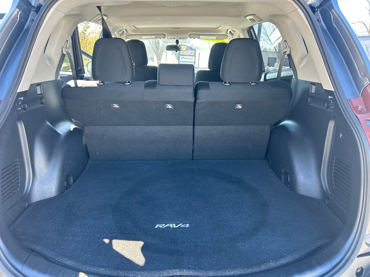 Toyota RAV4 AWD 4dr XLE (Natl) 2013