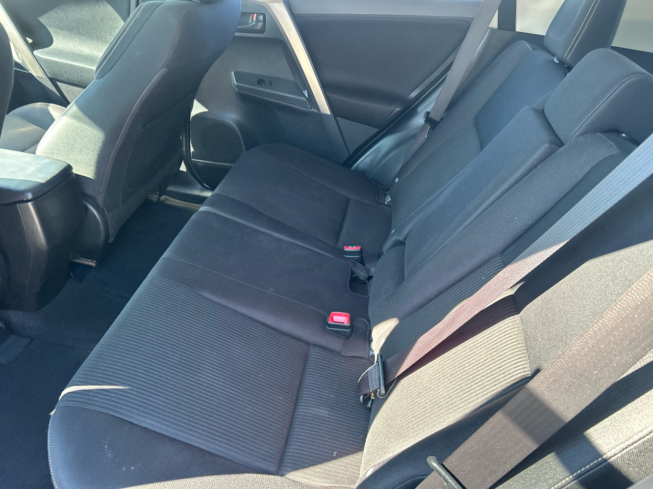 Toyota RAV4 AWD 4dr XLE (Natl) 2013