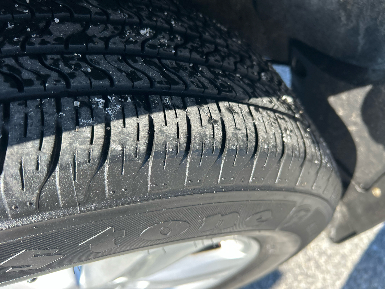 Toyota RAV4 AWD 4dr XLE (Natl) 2013