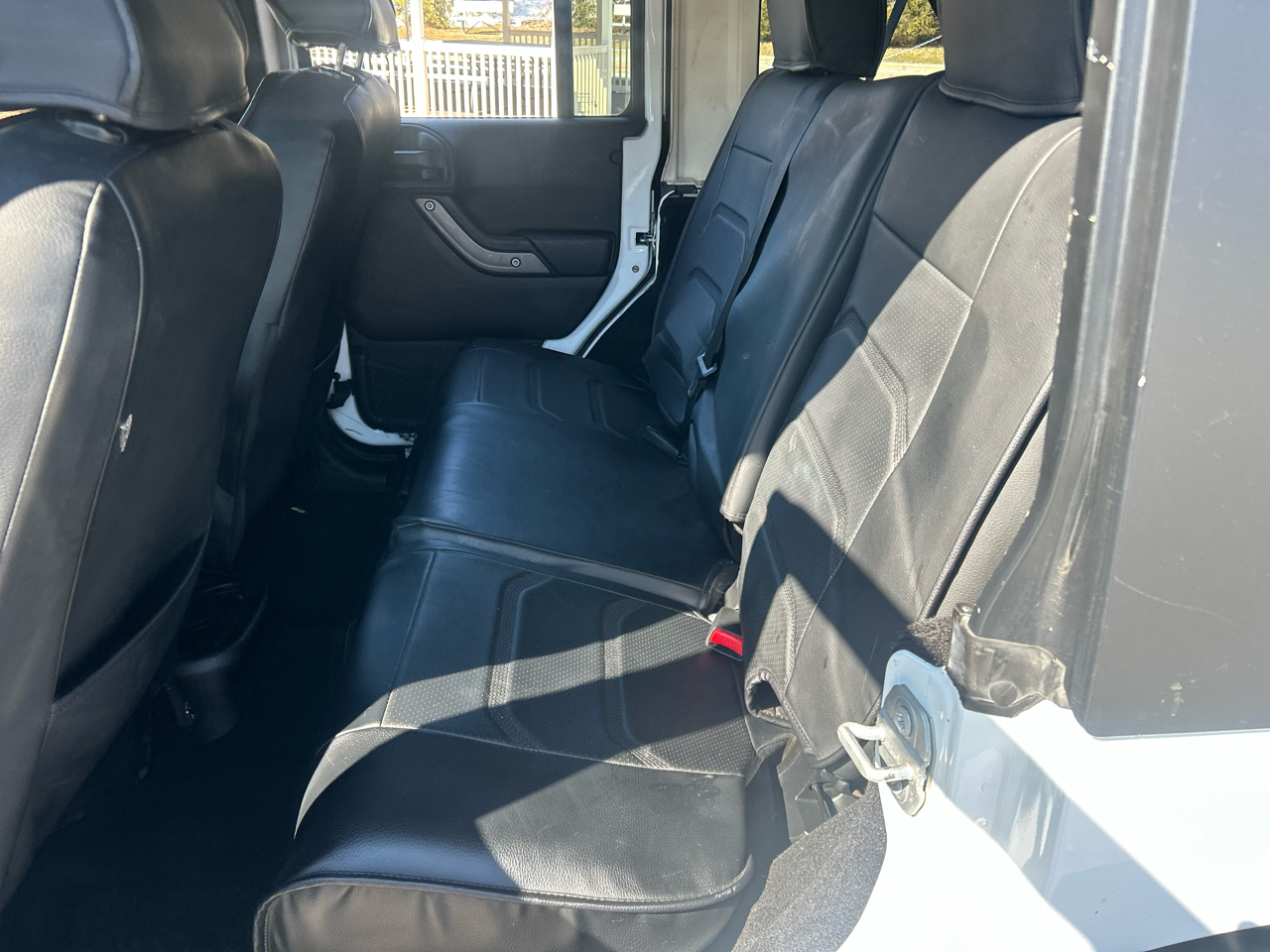 Jeep Wrangler Unlimited 4WD 4dr Sport 2015