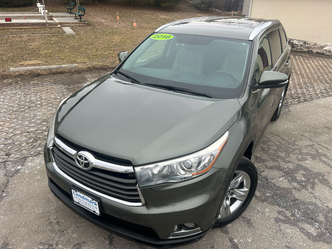Toyota Highlander AWD 4dr V6 Limited (Natl) 2016