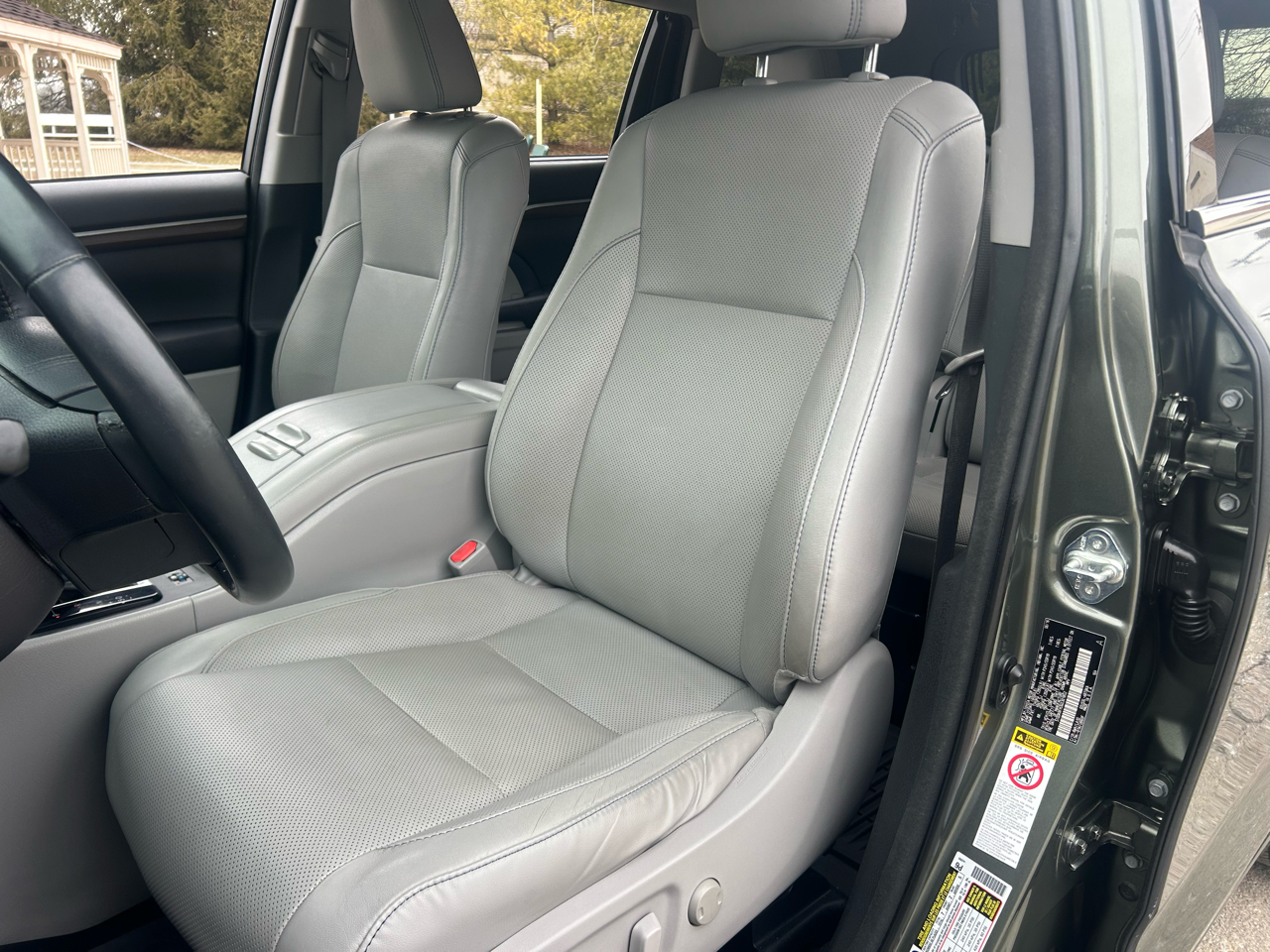 Toyota Highlander AWD 4dr V6 Limited (Natl) 2016