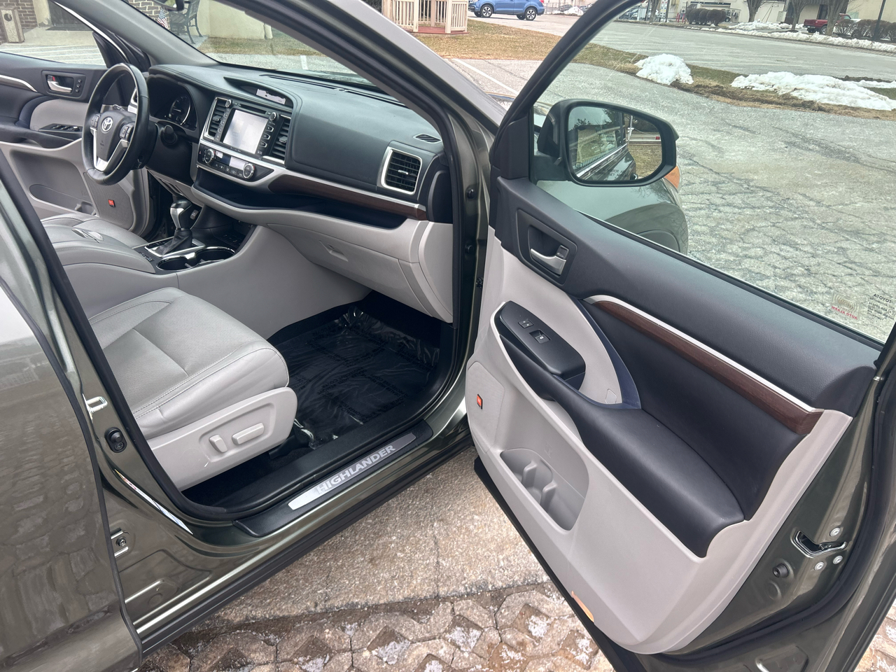 Toyota Highlander AWD 4dr V6 Limited (Natl) 2016