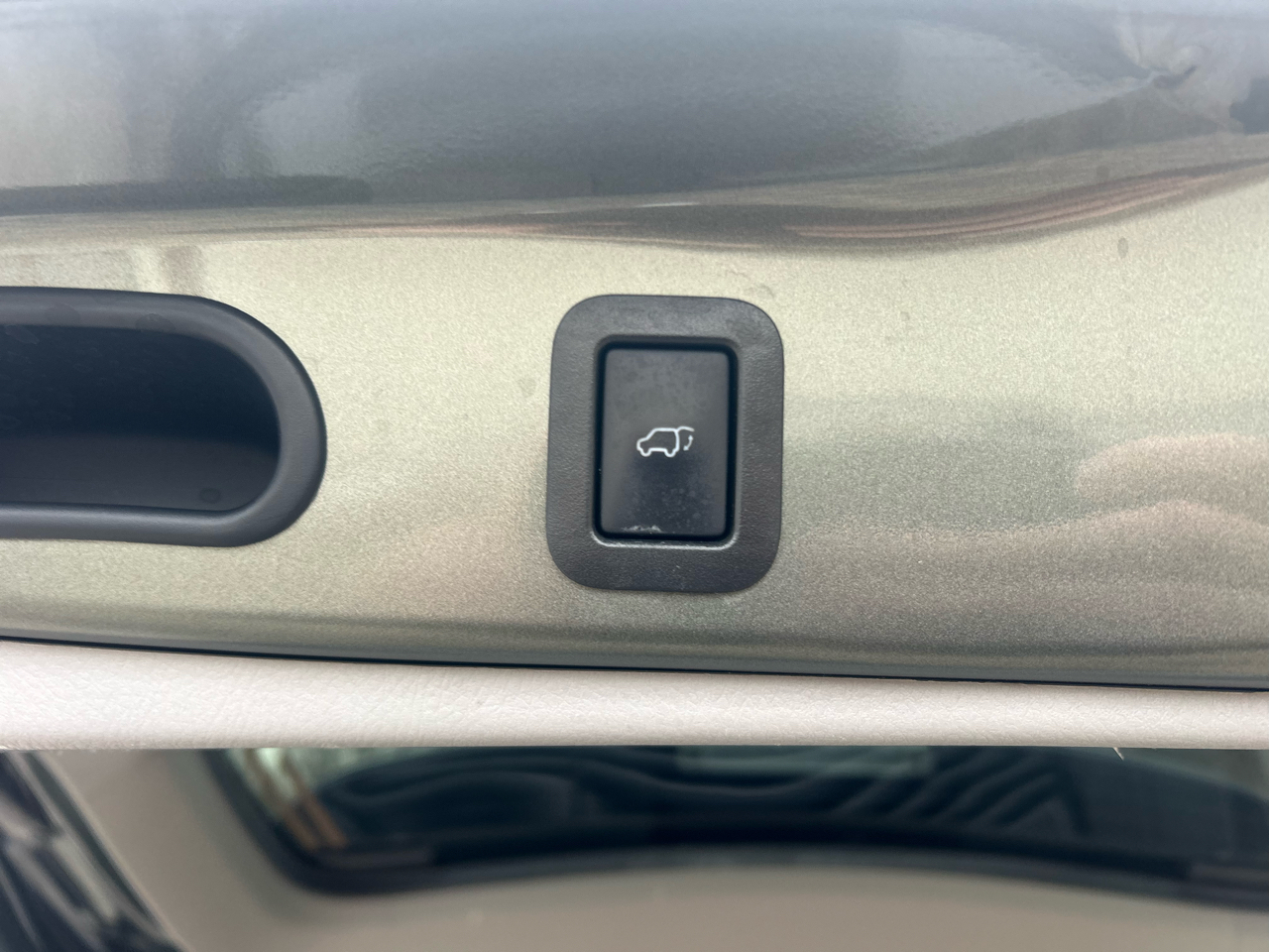 Toyota Highlander AWD 4dr V6 Limited (Natl) 2016