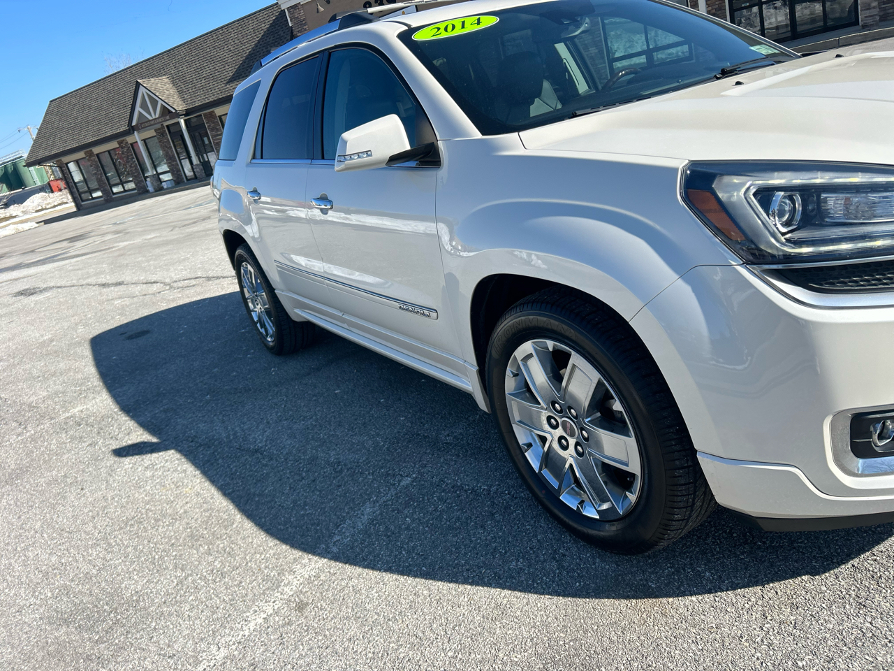 GMC Acadia AWD 4dr Denali 2014