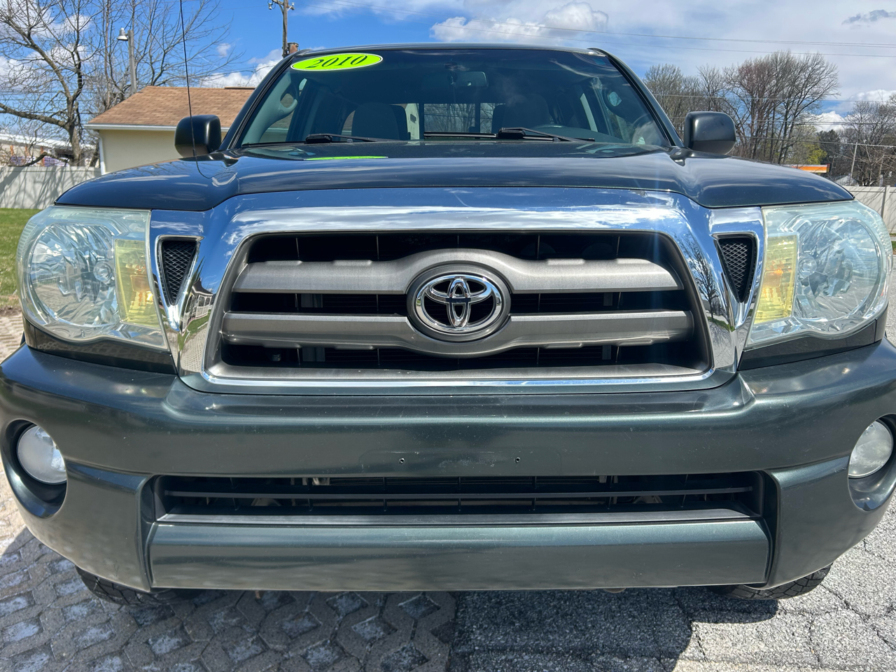 Toyota Tacoma 2WD Access V6 AT PreRunner (Natl) 2010