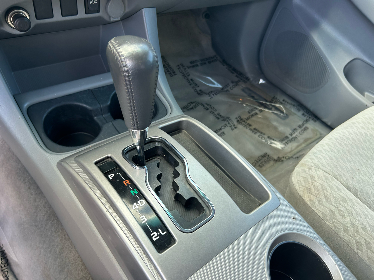 Toyota Tacoma 2WD Access V6 AT PreRunner (Natl) 2010