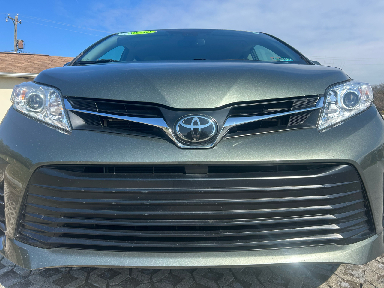 Toyota Sienna LE Auto Access Seat FWD 7-Passenger (Natl) 2020