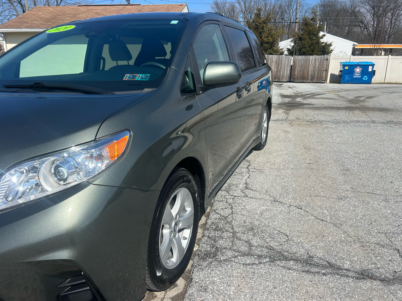 Toyota Sienna LE Auto Access Seat FWD 7-Passenger (Natl) 2020