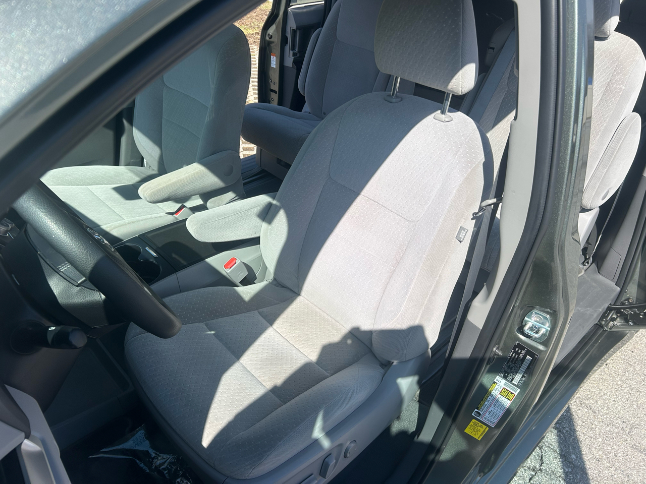 Toyota Sienna LE Auto Access Seat FWD 7-Passenger (Natl) 2020