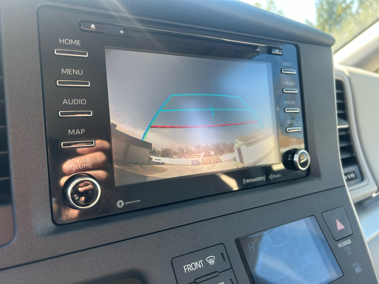 Toyota Sienna LE Auto Access Seat FWD 7-Passenger (Natl) 2020