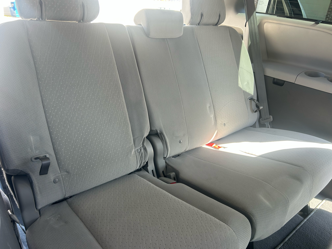 Toyota Sienna LE Auto Access Seat FWD 7-Passenger (Natl) 2020