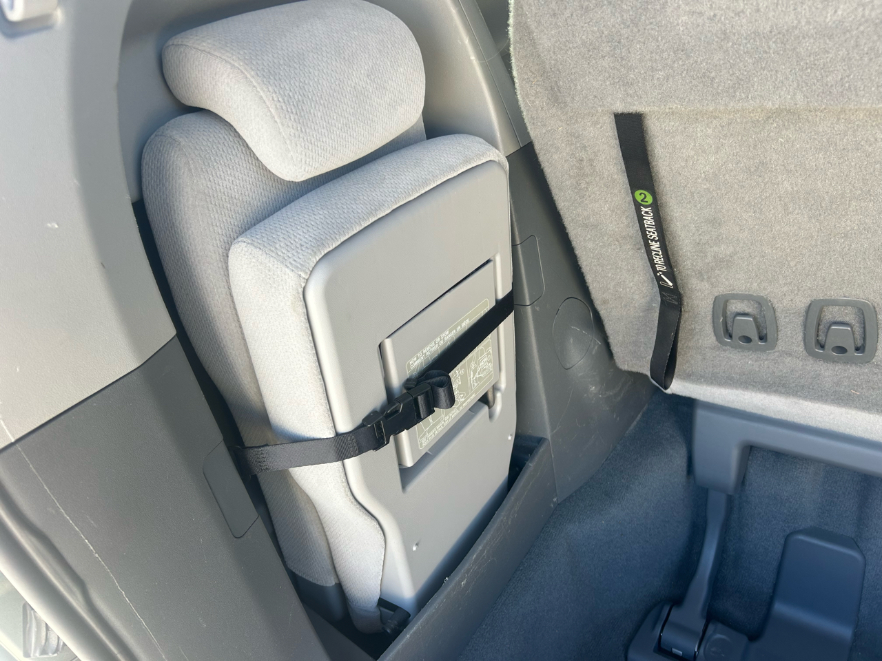 Toyota Sienna LE Auto Access Seat FWD 7-Passenger (Natl) 2020