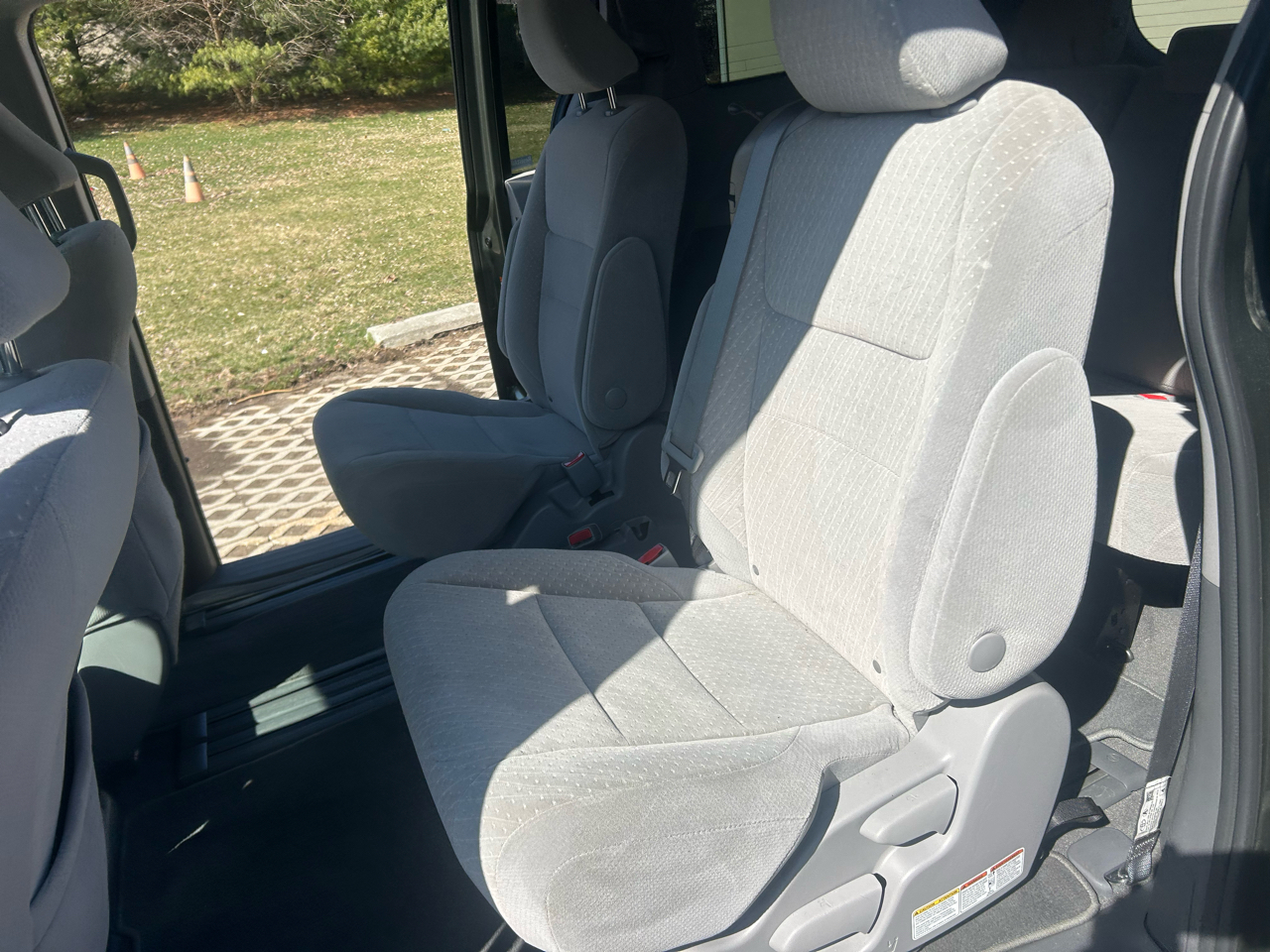 Toyota Sienna LE Auto Access Seat FWD 7-Passenger (Natl) 2020