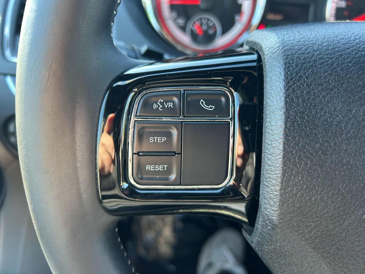 Dodge Grand Caravan 4dr Wgn SXT Plus 2015