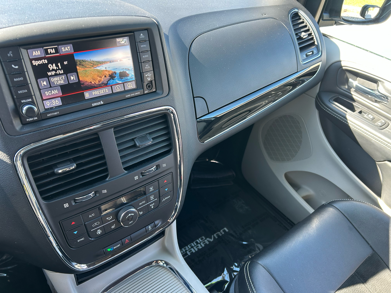 Dodge Grand Caravan 4dr Wgn SXT Plus 2015