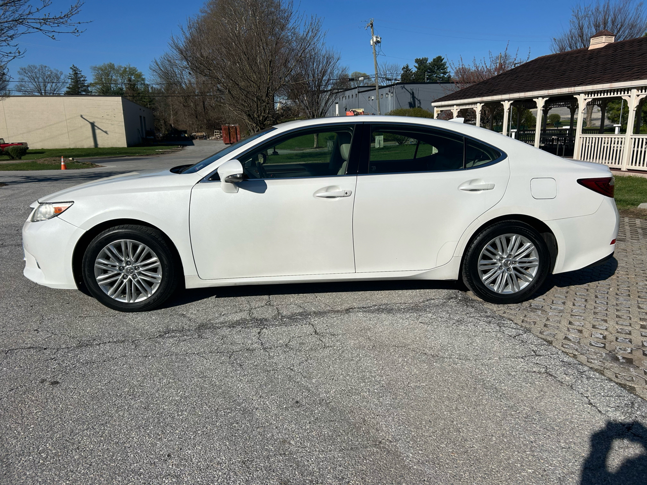 Lexus ES 350 4dr Sdn 2015