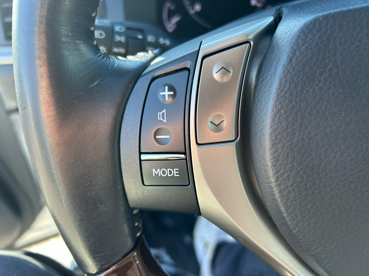 Lexus ES 350 4dr Sdn 2015