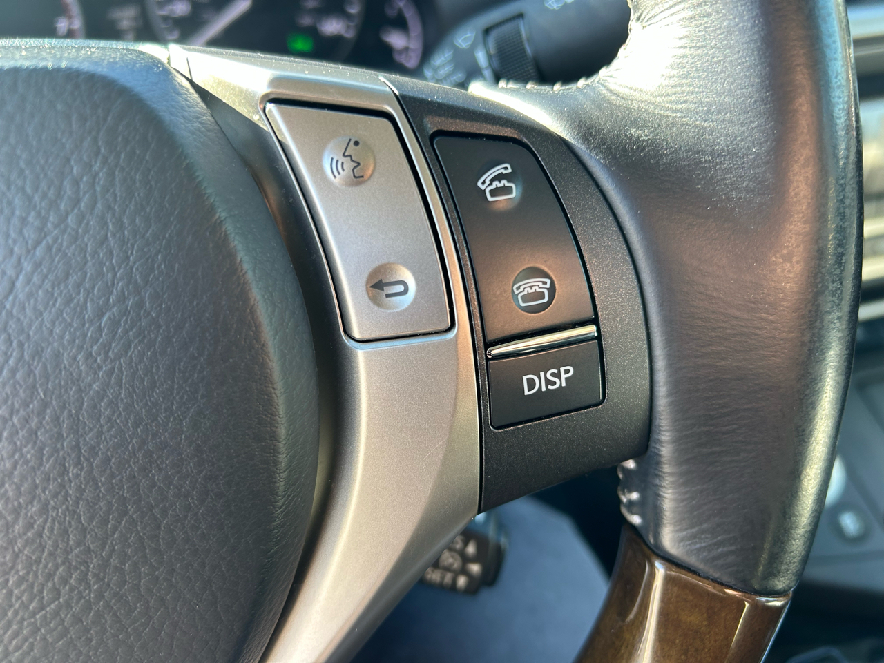 Lexus ES 350 4dr Sdn 2015