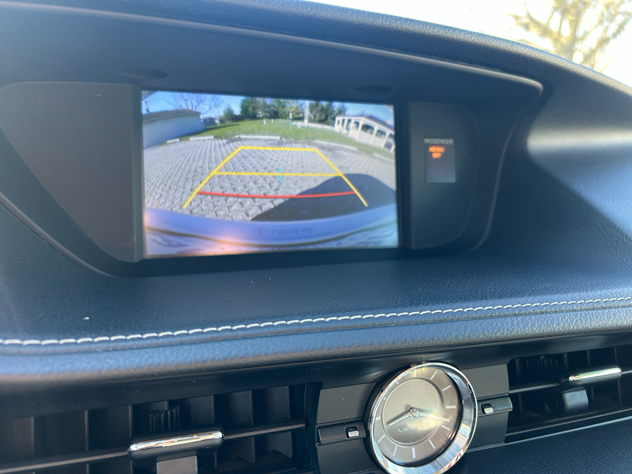 Lexus ES 350 4dr Sdn 2015