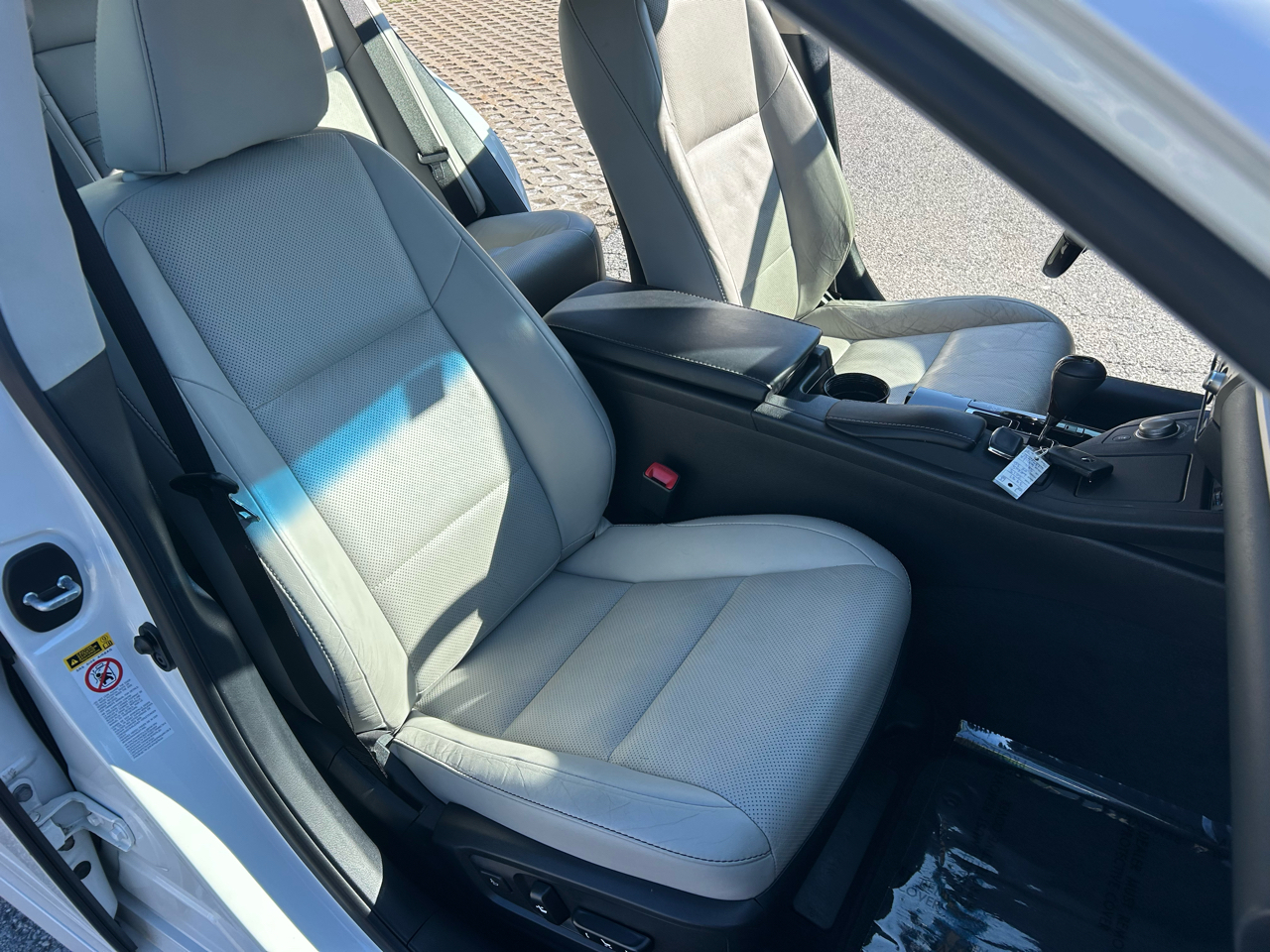 Lexus ES 350 4dr Sdn 2015