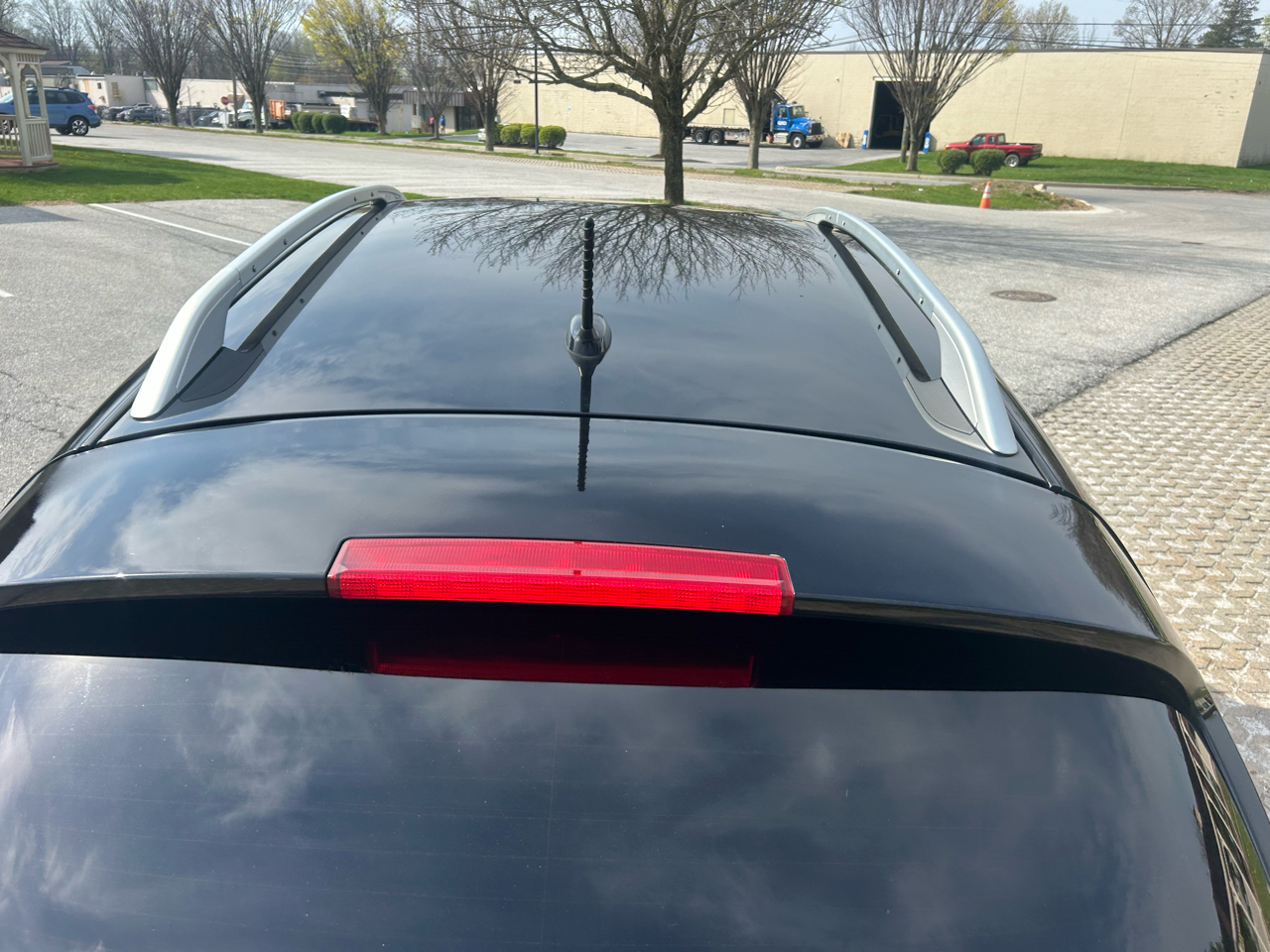 Infiniti QX70 AWD 4dr 2015