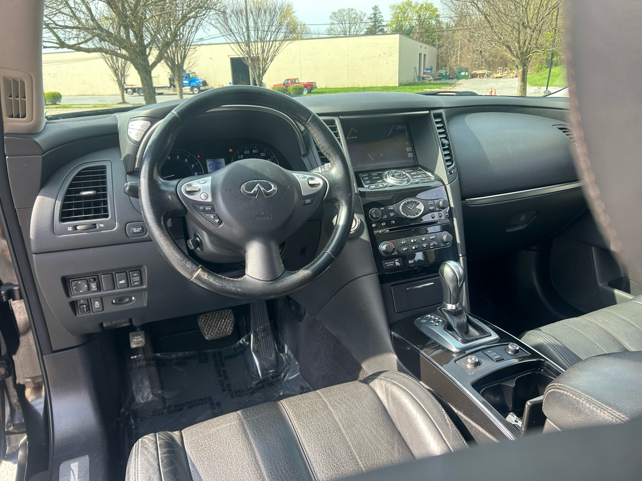 Infiniti QX70 AWD 4dr 2015