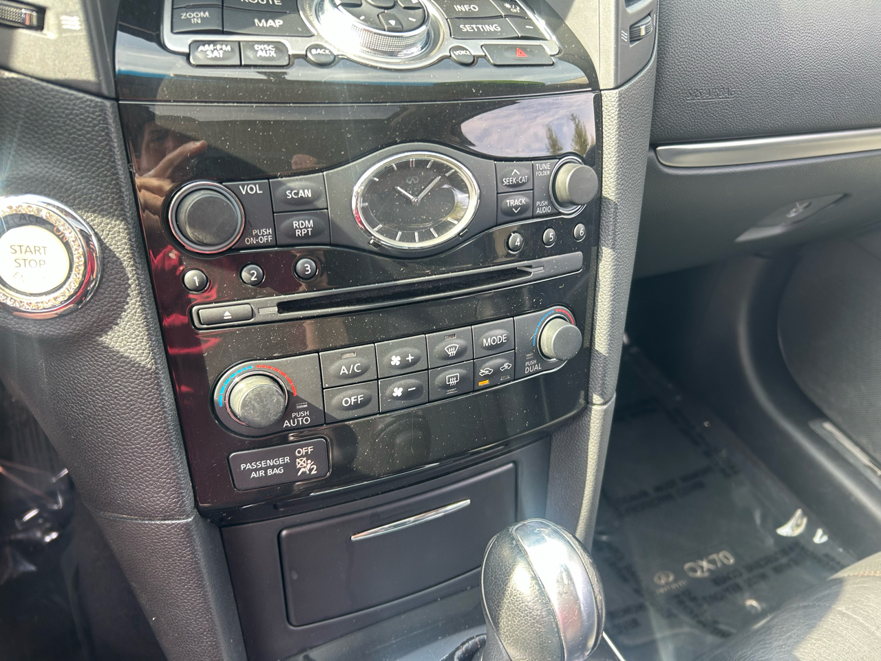 Infiniti QX70 AWD 4dr 2015