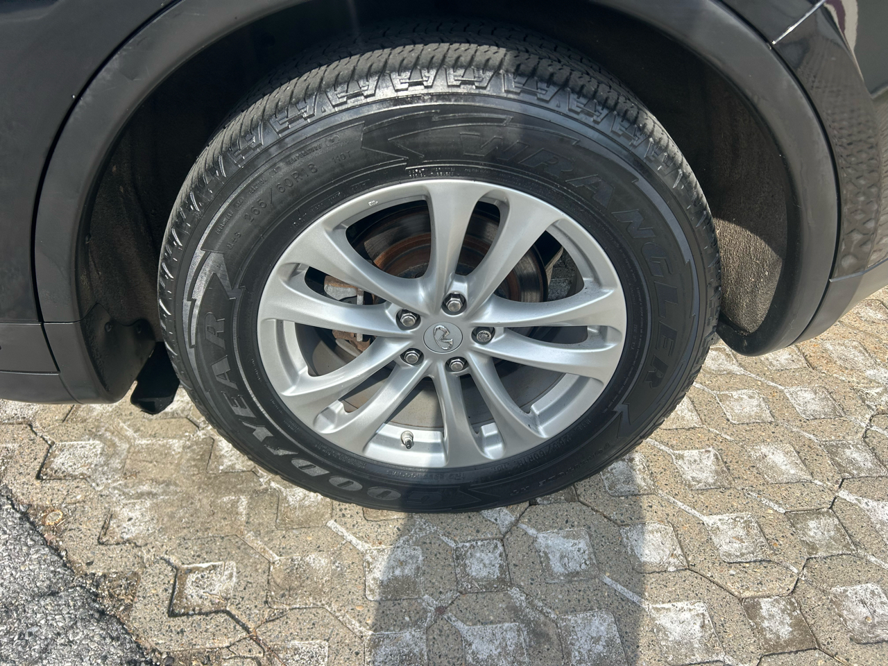 Infiniti QX70 AWD 4dr 2015