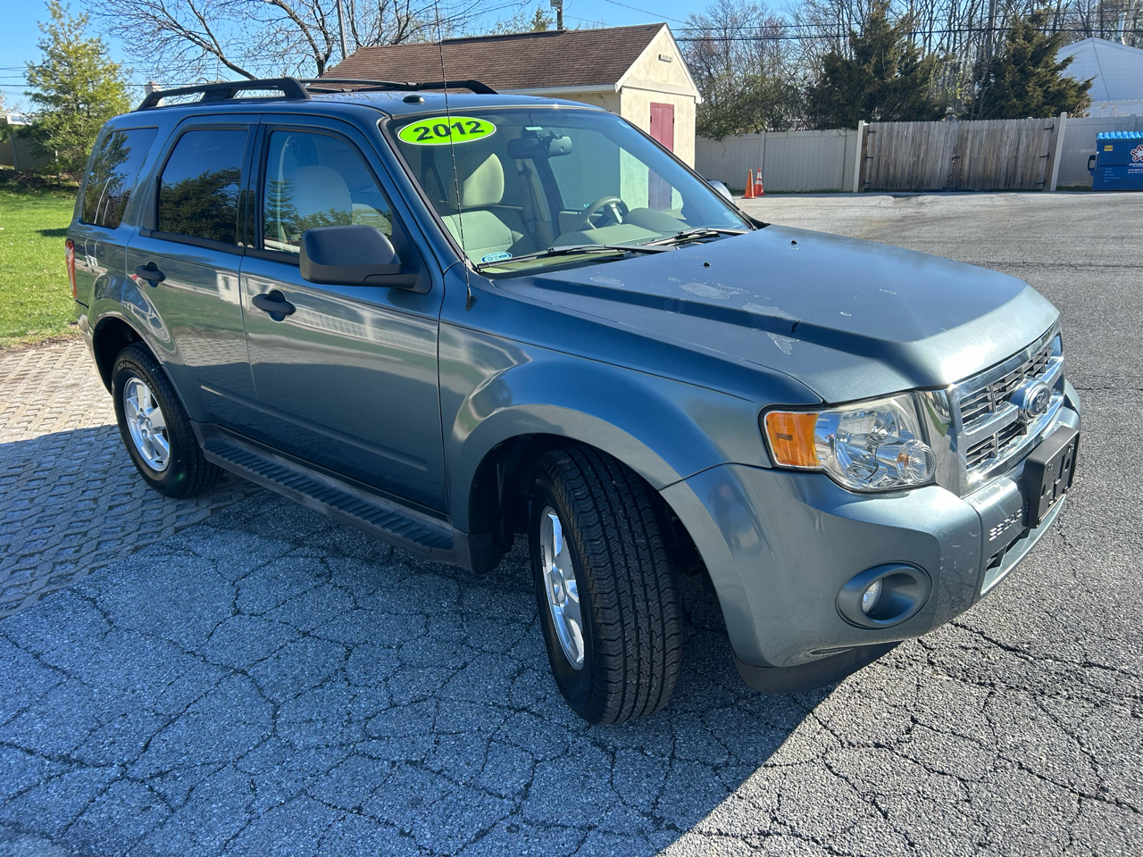 Ford Escape 4WD 4dr XLT 2012