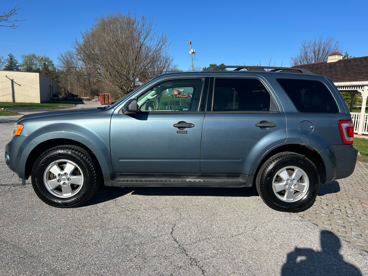 Ford Escape 4WD 4dr XLT 2012