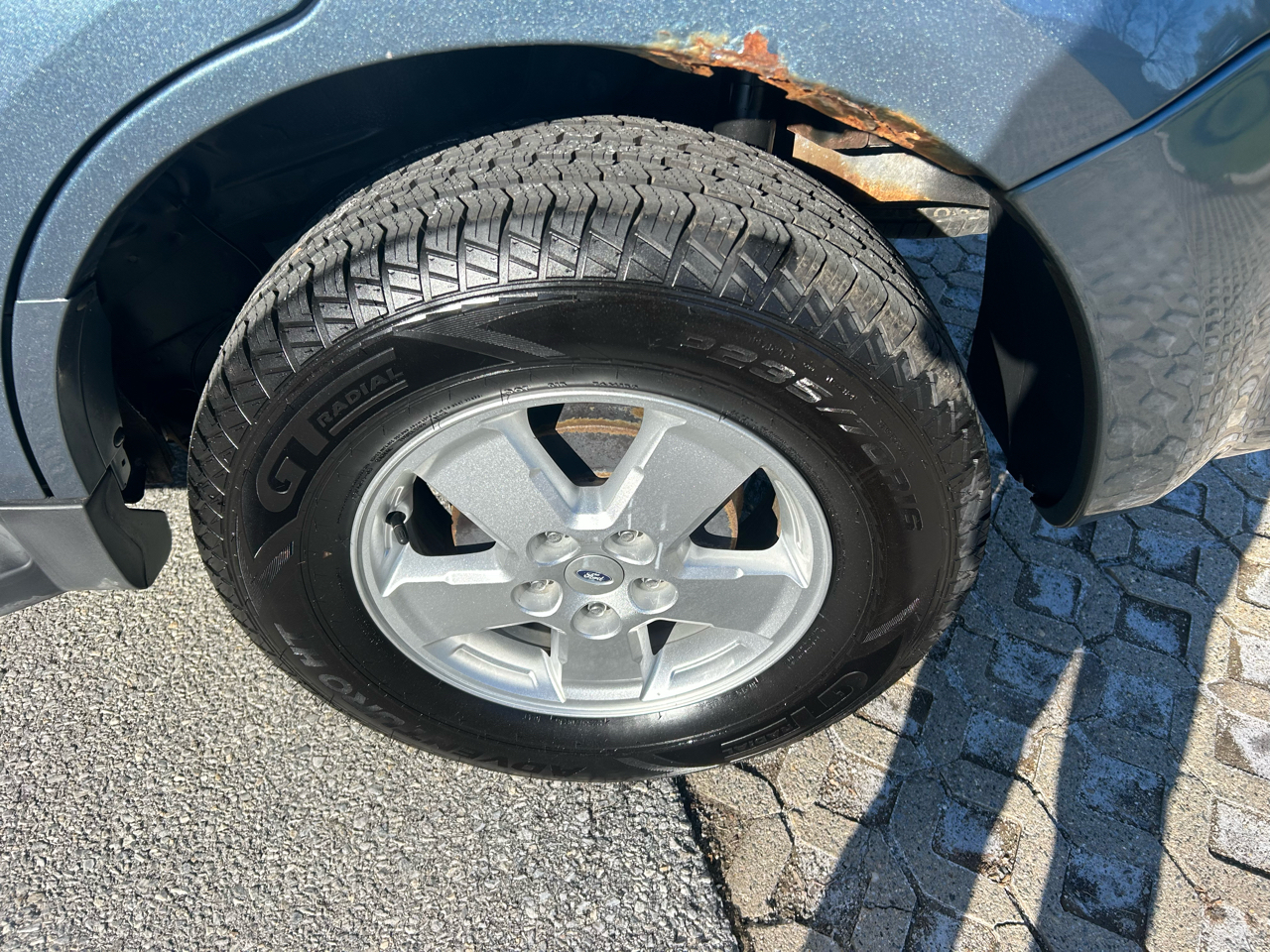 Ford Escape 4WD 4dr XLT 2012