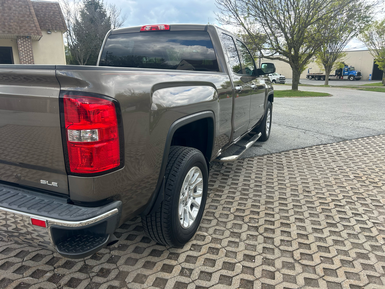 GMC Sierra 1500 2WD Double Cab 143.5" SLE 2014