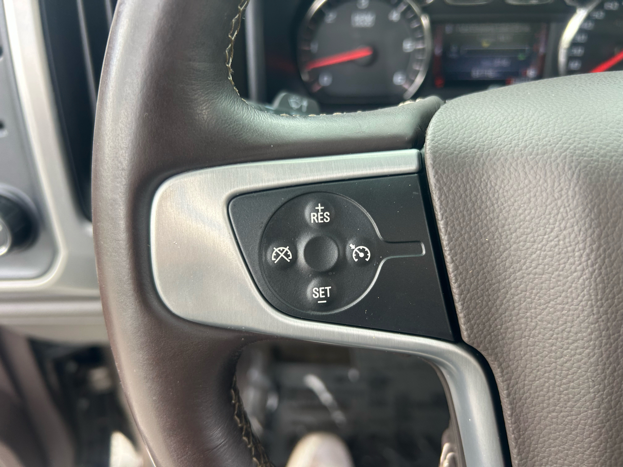 GMC Sierra 1500 2WD Double Cab 143.5" SLE 2014