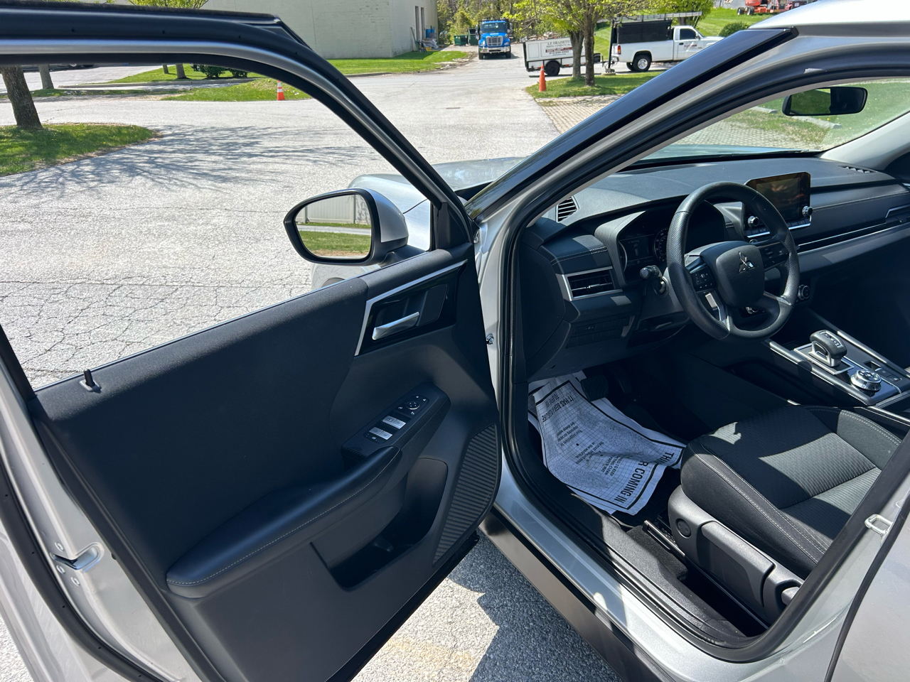 Mitsubishi Outlander ES S-AWC 2022