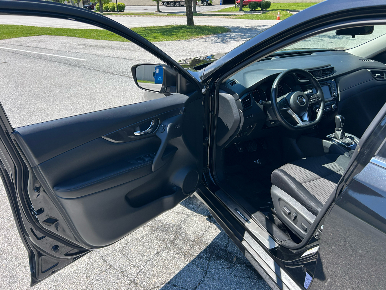 Nissan Rogue AWD SV 2018