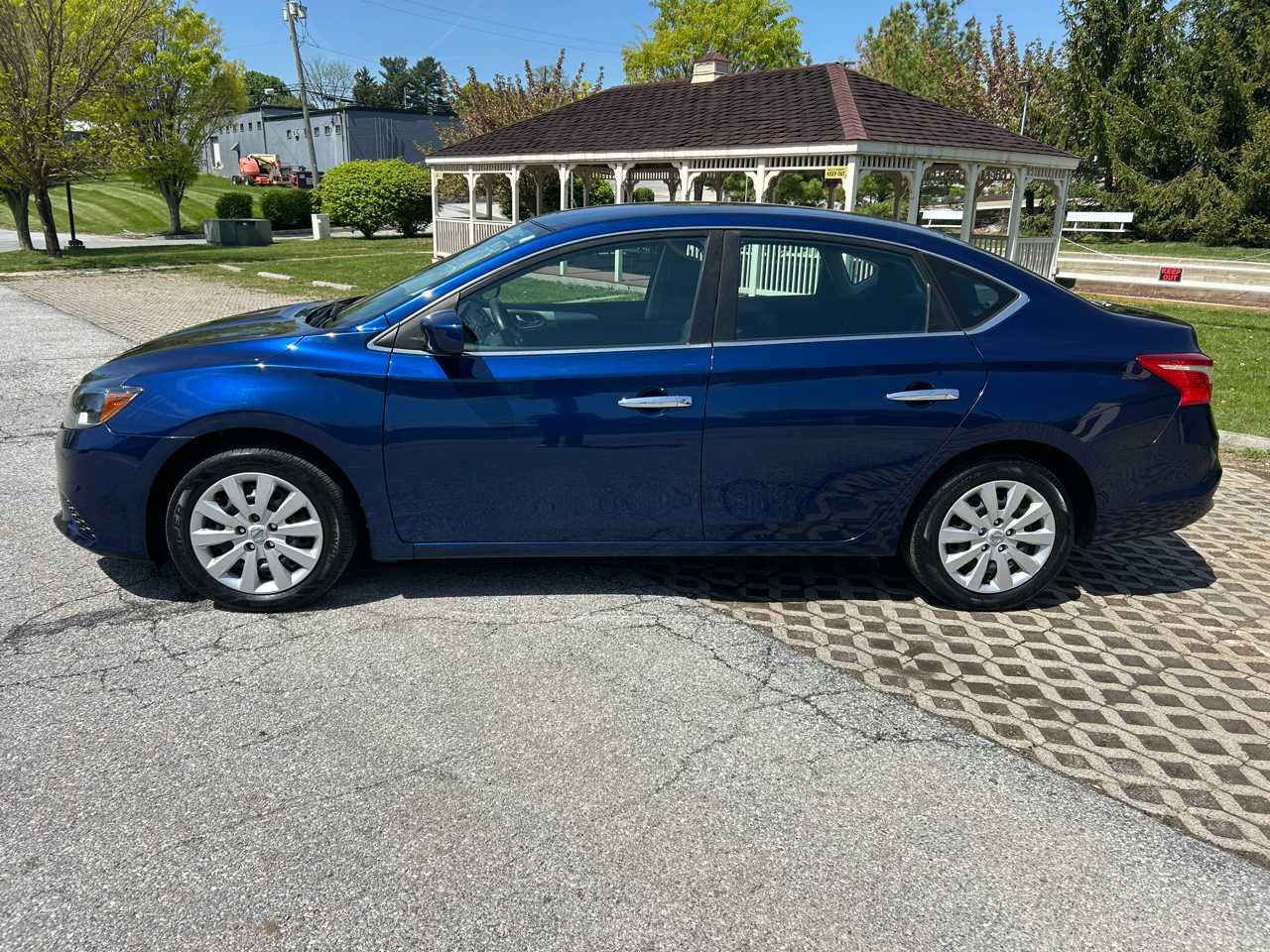 Nissan Sentra S CVT 2019