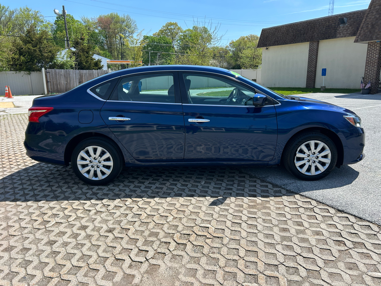 Nissan Sentra S CVT 2019
