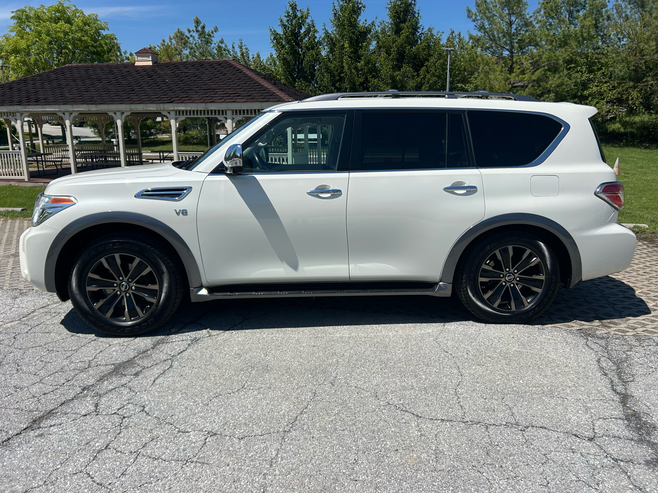 Nissan Armada 4x4 Platinum 2018