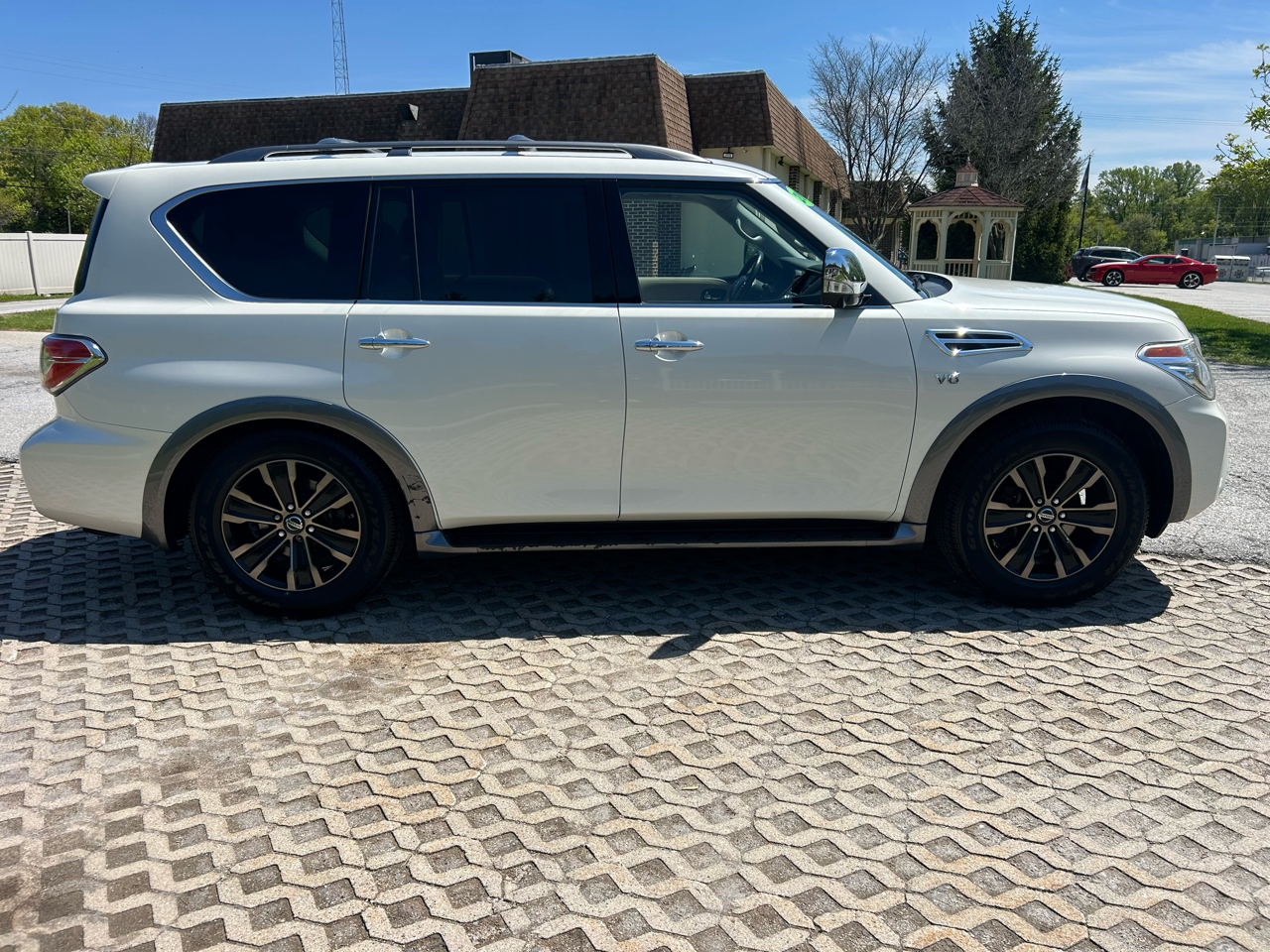 Nissan Armada 4x4 Platinum 2018