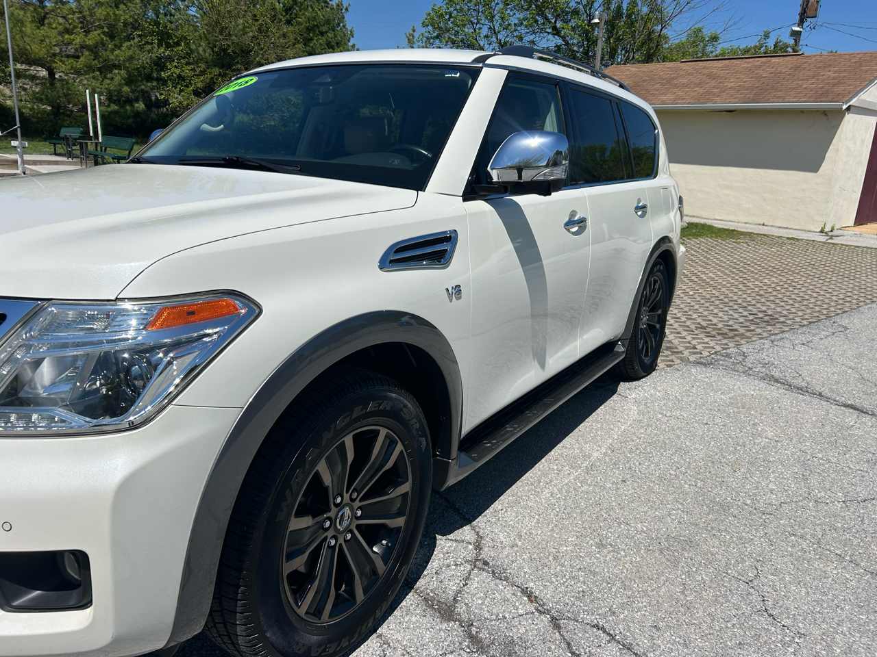 Nissan Armada 4x4 Platinum 2018