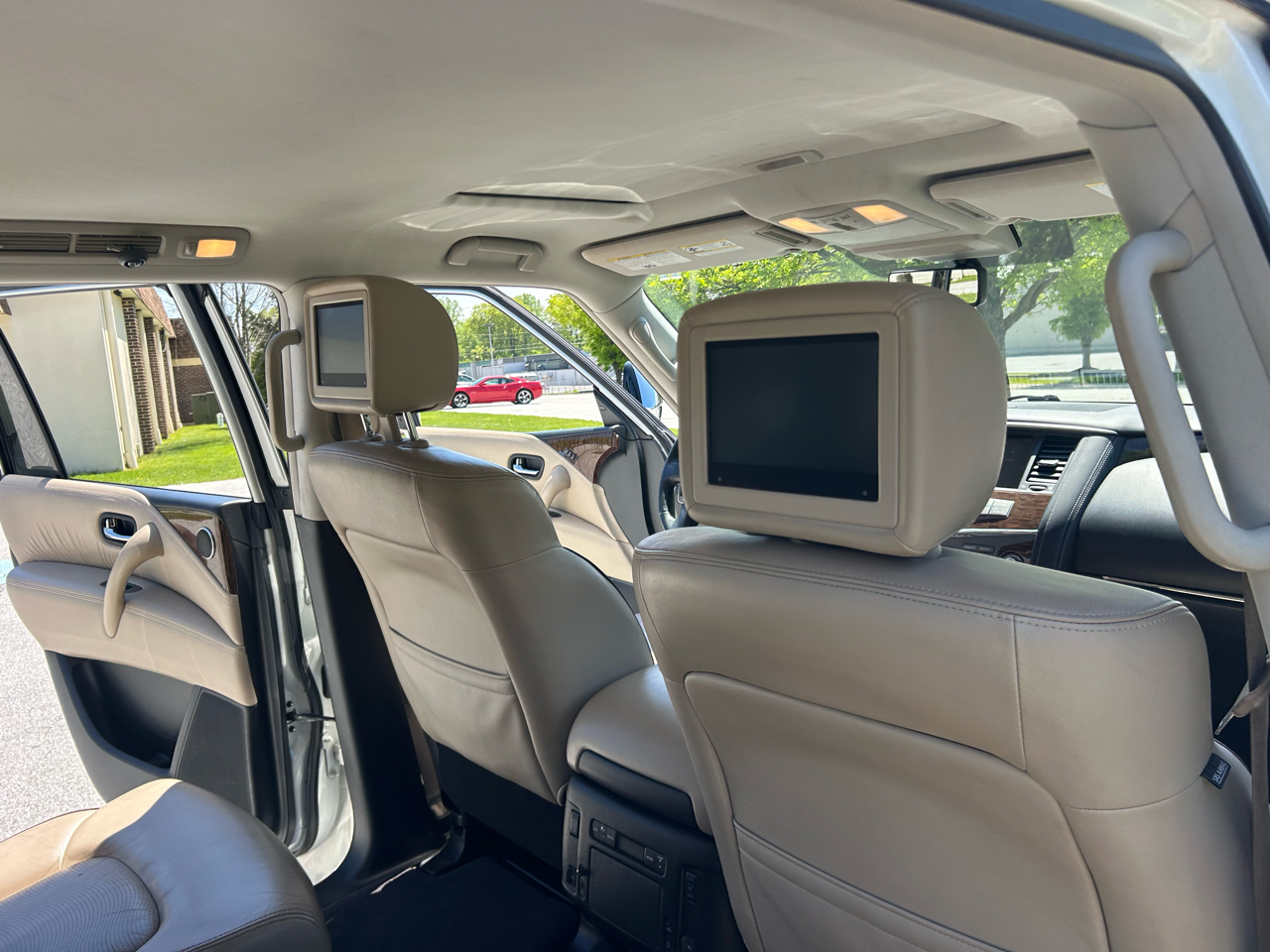 Nissan Armada 4x4 Platinum 2018