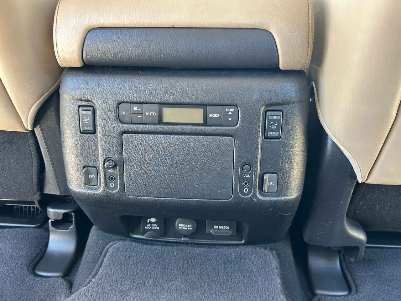 Nissan Armada 4x4 Platinum 2018