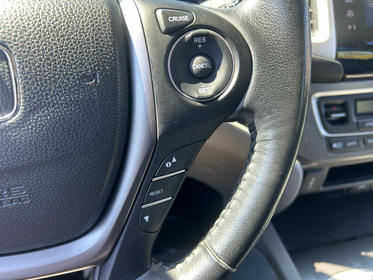 Honda Pilot AWD 4dr EX-L w/Navi 2016