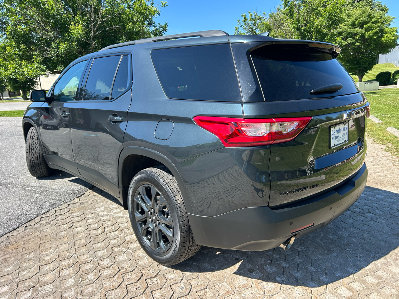 Chevrolet Traverse AWD 4dr RS 2021