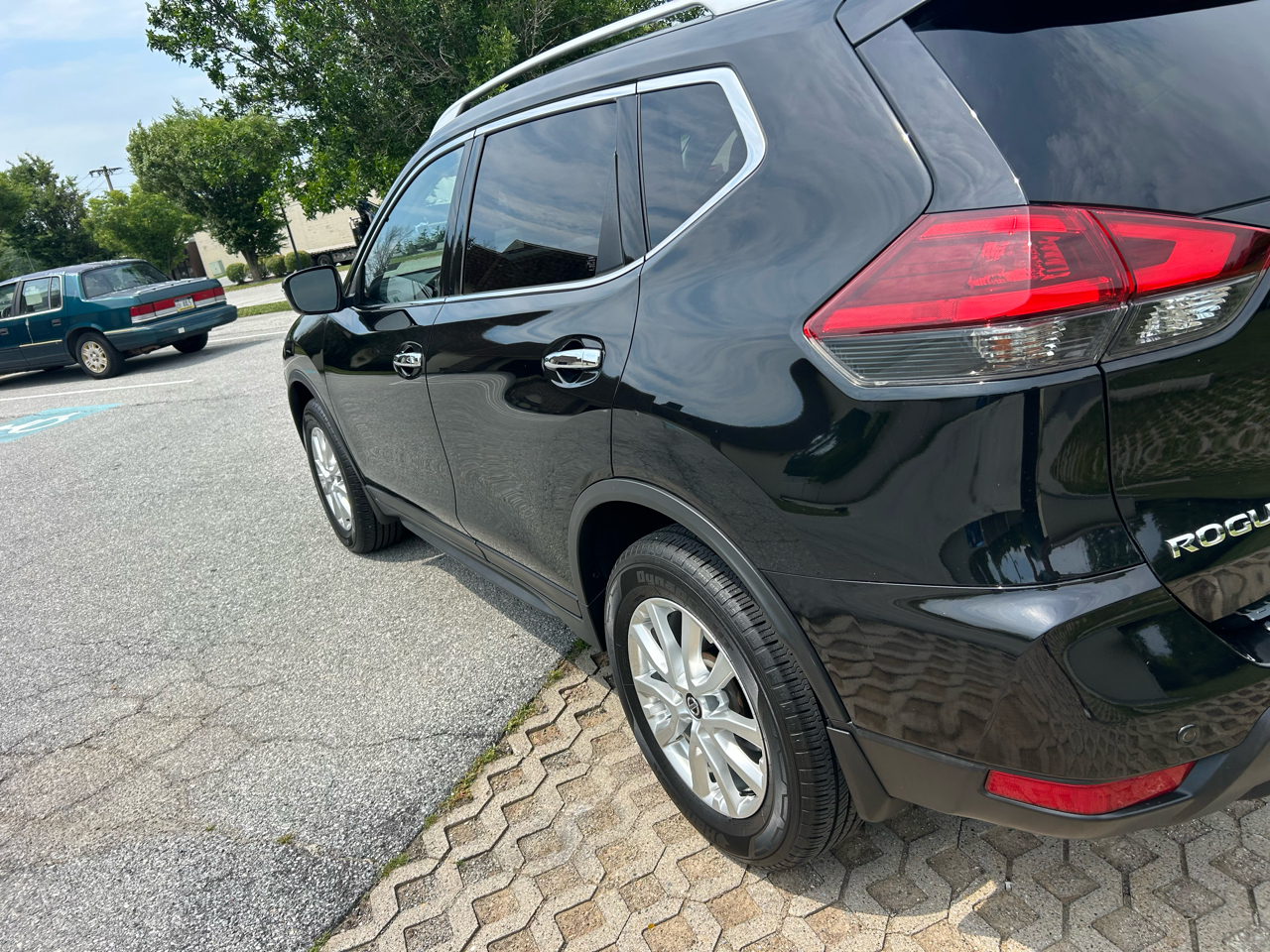 Nissan Rogue AWD SV 2020