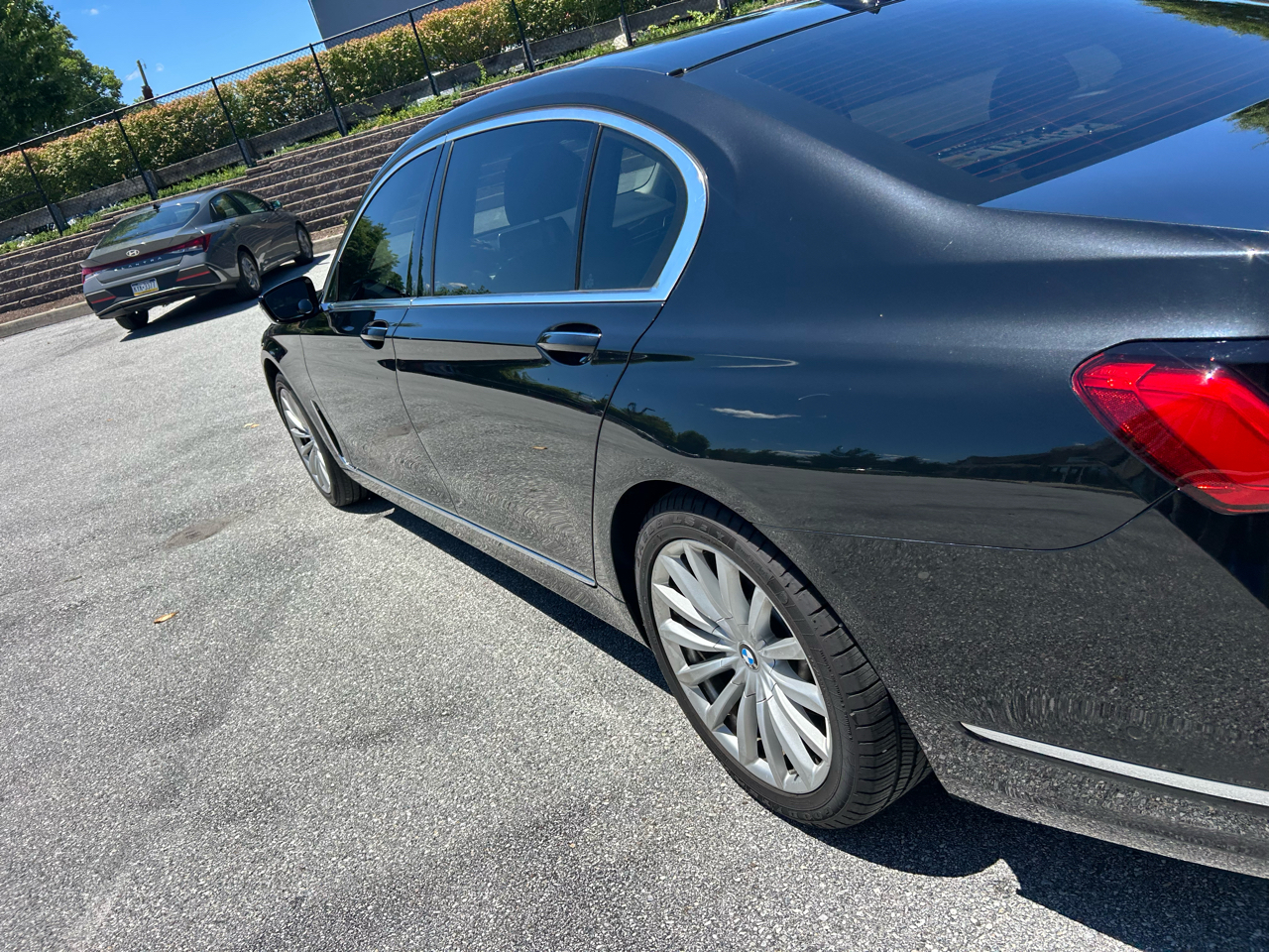 BMW 7 Series 740i xDrive Sedan 2020
