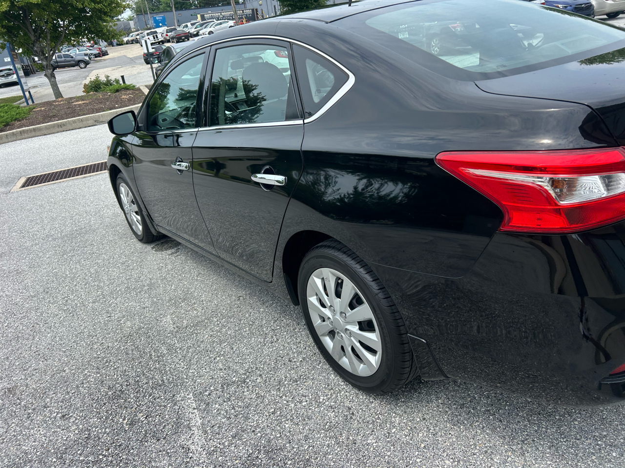 Nissan Sentra SV CVT 2017
