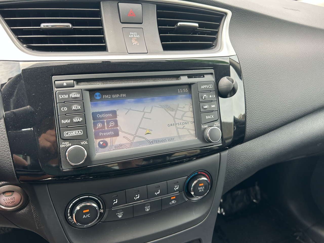 Nissan Sentra SV CVT 2017